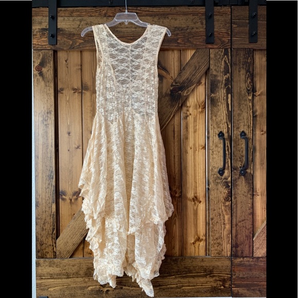 Free People Dresses & Skirts - Free People French Court Lace slip dress
